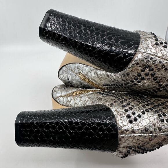 Calvin Klein 'Jamine' Studded Booties/Heels 34E2666 Zip-Up Women's US 7.5 Silver - Picture 6 of 11